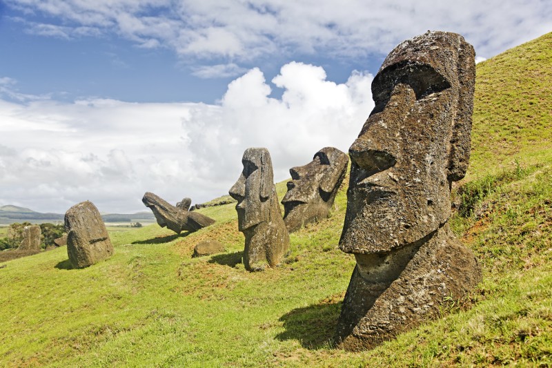 statues ile de paques