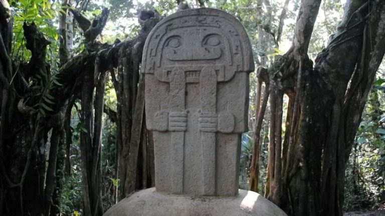 Parc Archéologique de San Agustin en Colombie