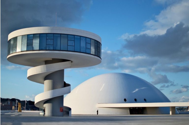 Centre Culturel International Asturies Espagne Oscar Niemeyer